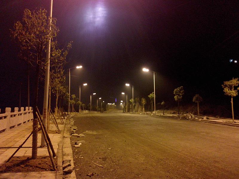 山东省青岛市某道路路灯